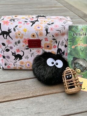 Studio Ghibli Set ✨ Kiki’s Delivery Service Pouch Jiji Totoro Keychains
